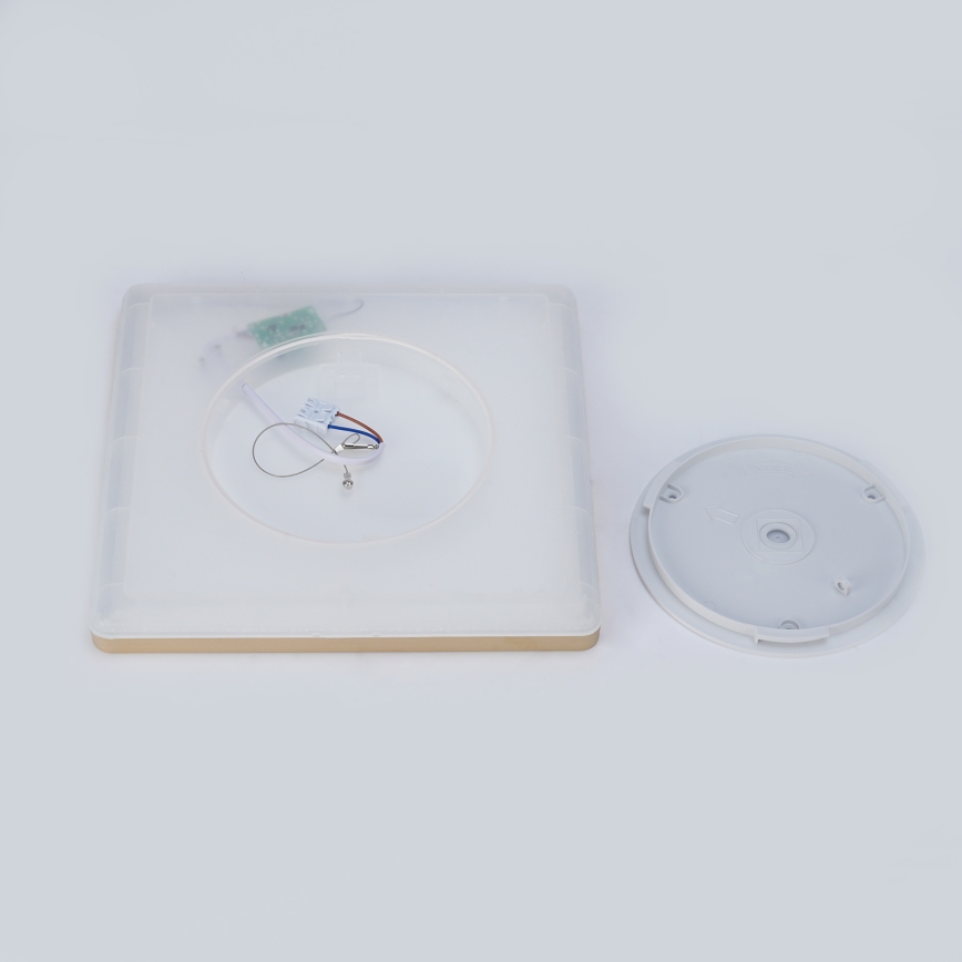 Brilagi - LED vannas istabas griestu gaismeklis ULTRA SLIM LED/18W/230V 30x30 cm, zelta, IP54