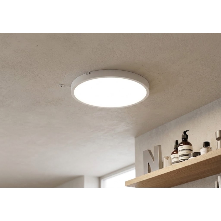 BRILAGI - LED griestu gaismeklis vannas istabai ar sensoru ZENNA LED/18W/230V, diam. 29,5 cm, IP44, balts + tālvadības pults