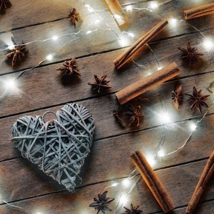 Brilagi - LED virtene 100x LED/3xAA, 10 m, auksti balta