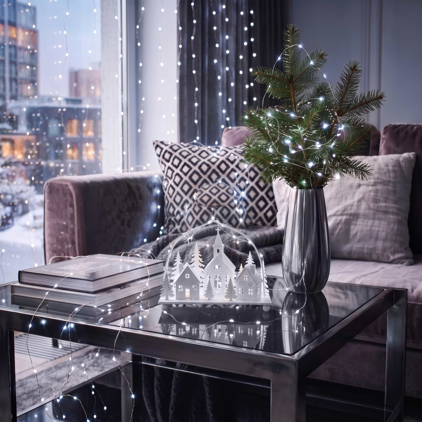 BRILAGI - LED Ziemassvētku virtene 100xLED/3xAA 10m auksti balta