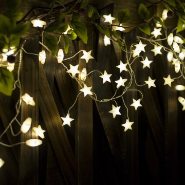Brilagi - LED Ziemassvētku virtene ar zvaigznēm 40xLED/3xAA 1,8m siltā balta