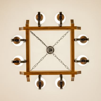 Brilagi - Lustra ar ķēdi QUEEN 8xE14/40W/230V dižskābardis