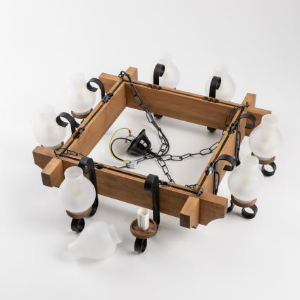 Brilagi - Lustra ar ķēdi QUEEN 8xE14/40W/230V dižskābardis