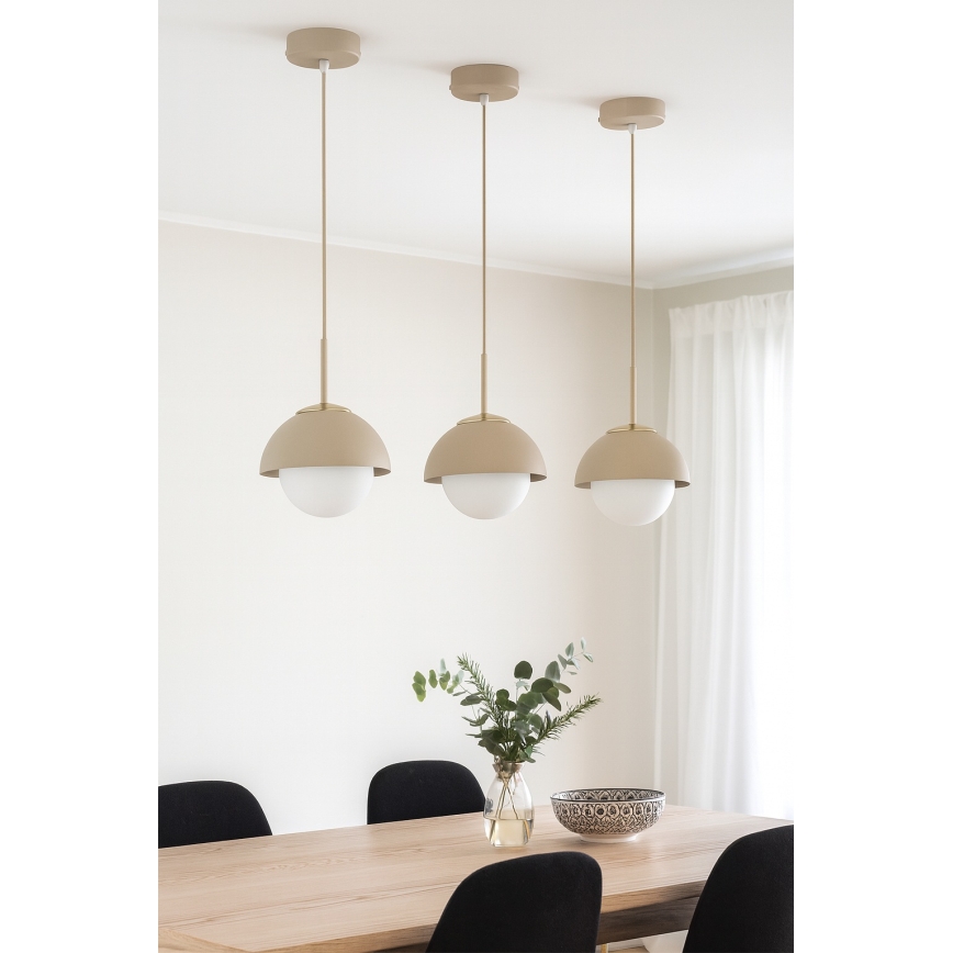 Brilagi - Pakaramā lustra uz vada 1xE27/60W/230V Ø 18 cm bēša/zelta