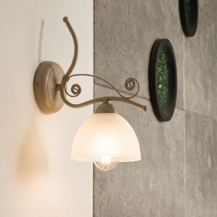 Brilagi - Sienas lampa ANTICO MODERN 1xE27/60W/230V bēša