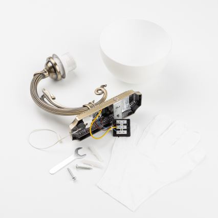 Brilagi - Sienas lampa CLASSIC 1xE27/60W/230V misiņš