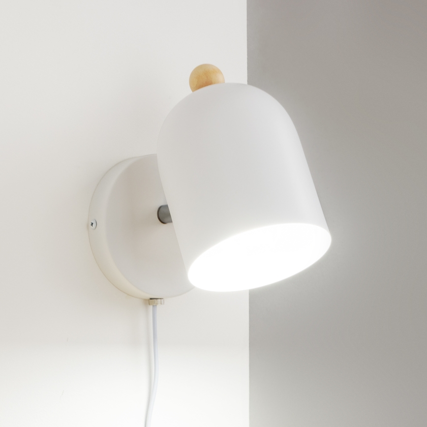 Brilagi - sienas virziena gaismeklis GALLION 1xE27/15W/230V balta