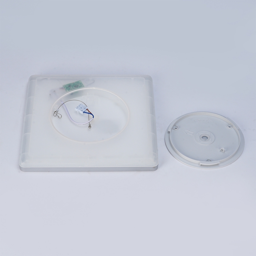 Brilagi - LED vannas istabas griestu gaismeklis ULTRA SLIM LED/18W/230V 30x30 cm sudraba IP54