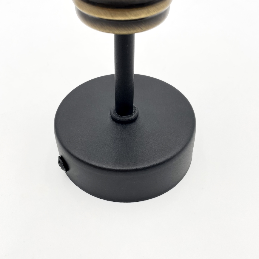 Brilagi - Virsmontēta griestu lampa OMBORO 1xE27/60W/230V