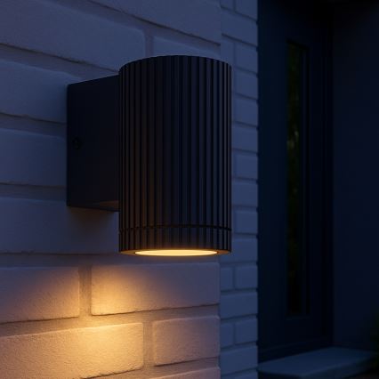 Brilliant - Āra sienas lampa KEOLA 1xGU10/10W/230V IP44 melna