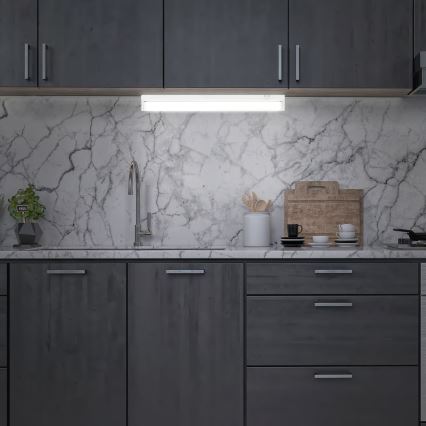 Brilo - LED gaismeklis zem skapja LED/6W/230V 2700/4000/6500K 54,5 cm balts