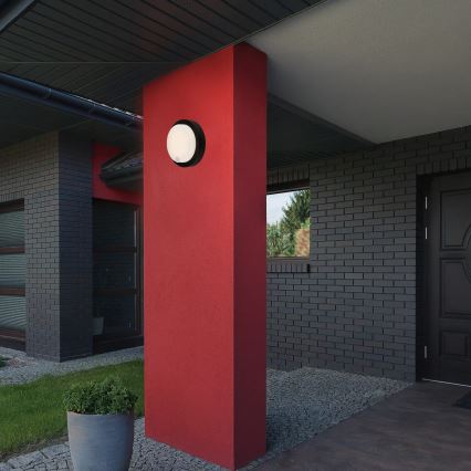 Brilo - LED uzlādējamais āra sienas gaismeklis ar sensoru LED/4W/5V 4400 mAh IP44 melns