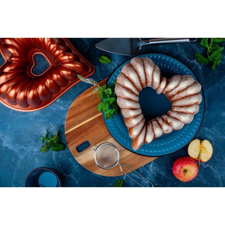 Bundt kūkas forma KITCHISIMO sirds/vara krāsā