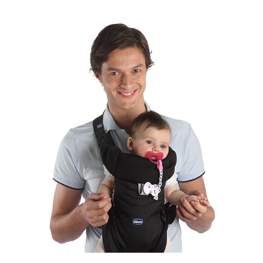 Chicco - Bērnu ergosoma EASY FIT melna