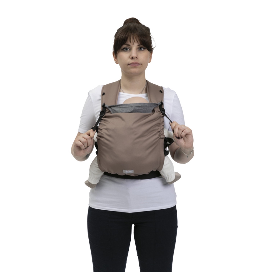 Chicco - Bērnu ergosoma SKIN FIT brūna