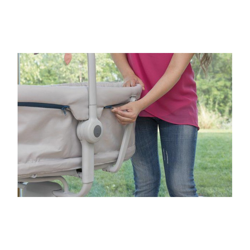 Chicco - Bērnu gultiņa 4in1 BABY HUG balta