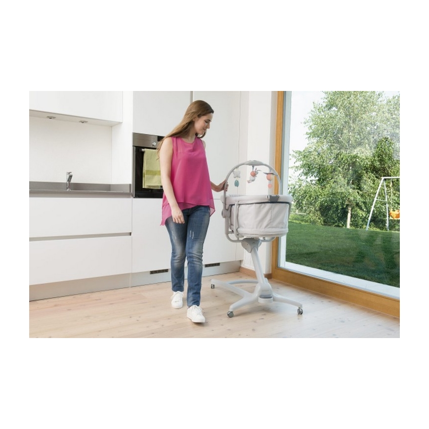 Chicco - Bērnu gultiņa 4in1 BABY HUG balta