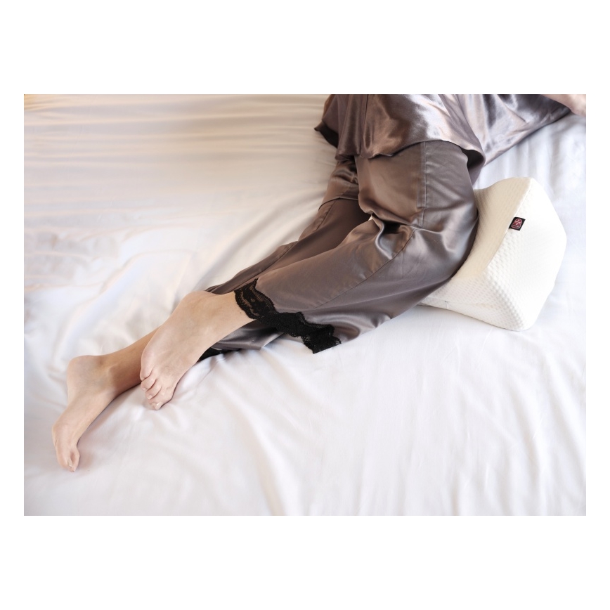 CONNECT IT CFH-6010-WH - Anatomiska ceļgalu spilvens Taurus Knee balts