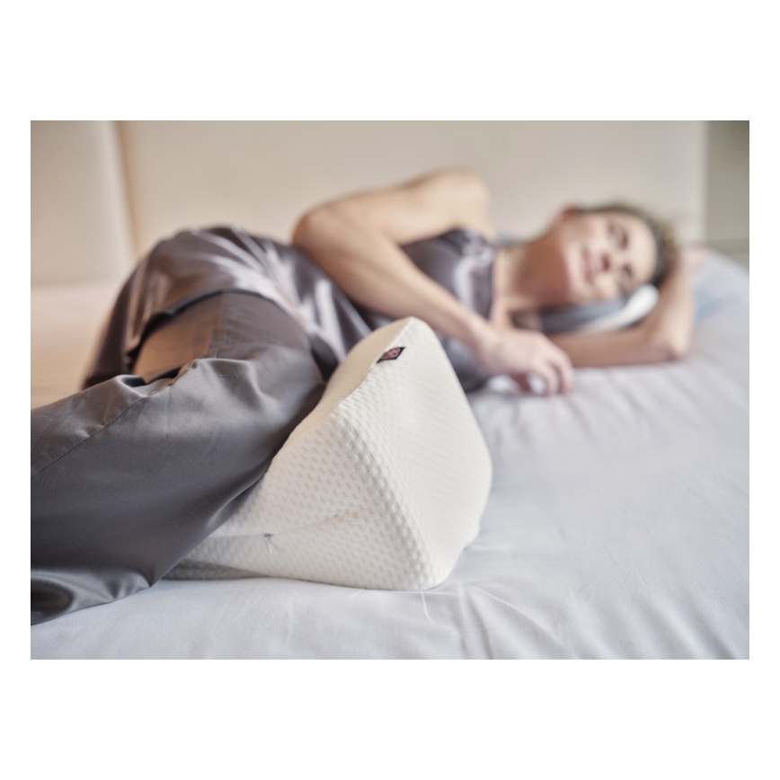 CONNECT IT CFH-6010-WH - Anatomiskais ceļu spilvens Taurus Knee balta