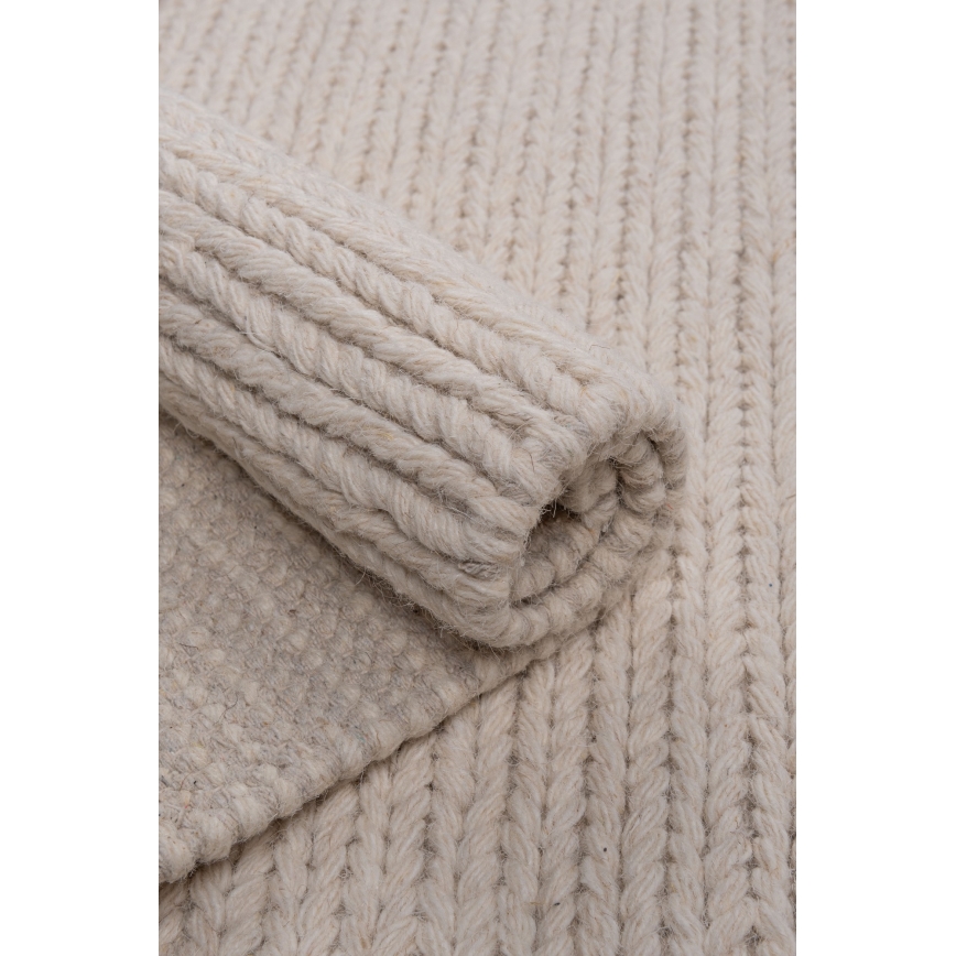 Dabīgs paklājs FIR WOOL 70x140 cm 2600 g/m2 krēmkrāsains