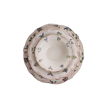 Daudzkrāsains 24 daļu porcelāna trauku komplekts