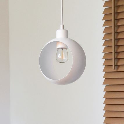 Duolla - Karājama lustra ar vadu IRONLINE 1xE27/15W/230V balta