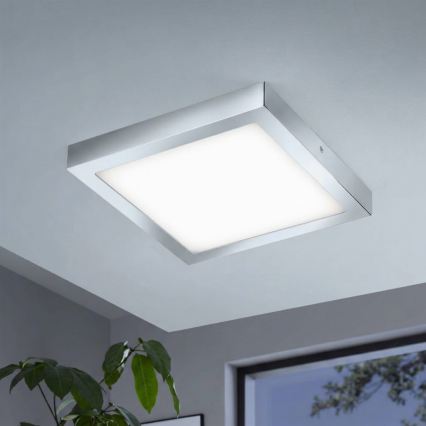 Eglo 33668-LED RGBW Vannas istabas gaismeklis ar regulējamu spilgtumu FUEVA-C 21W/230V 2700-6500K 30x30cm IP44