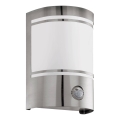 Eglo 79284 - Āra sienas lampa ar sensoru CERNO 1xE27/40W/230V spīdīgi hromēts IP44