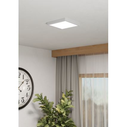Eglo - LED RGBW regulējama vannasistabas griestu lampa LED/10,5W/230V 2700-6500K 22x22 cm IP44 balta