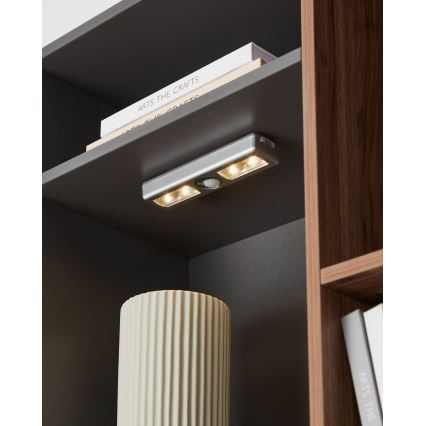 Eglo - LED Nakts lampa ar sensoru 4xLED/3xAAA