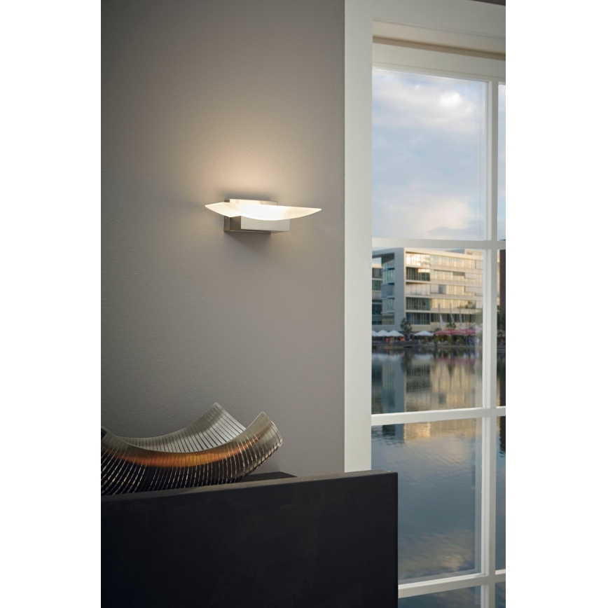Eglo - LED sienas gaismeklis LED/5,6W/230V