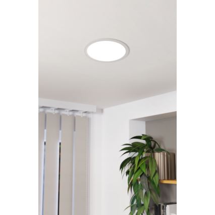 Eglo - LED Padziļinājuma gaismeklis LED/16,5W/230V