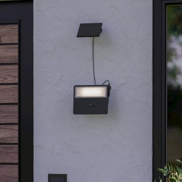 Eglo - LED saules sienas gaismeklis ar sensoru LED/6,7W/3,7V 2400 mAh IP44 melns