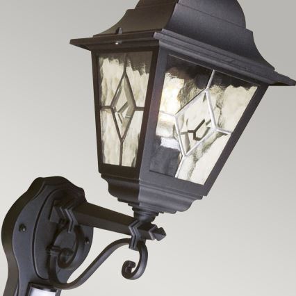 Elstead - Āra sienas lampa ar sensoru NORFOLK 1xE27/100W/230V IP43