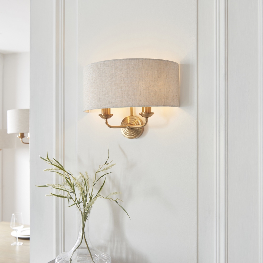 Endon 110726 - Sienas lampa HIGHCLERE 2xE14/40W/230V bēša/misiņš
