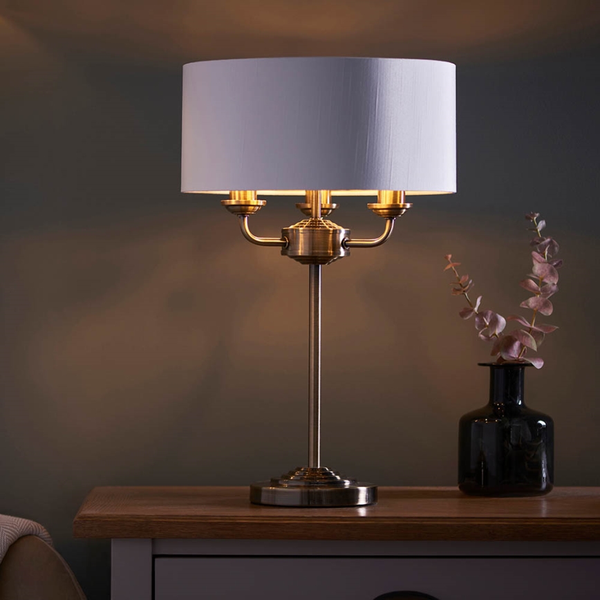 Endon 98932 - Galda lampa HIGHCLERE 3xE14/18W/230V balta/misiņkrāsa Ø 32 cm