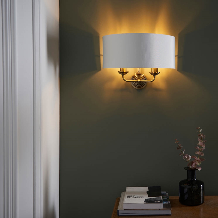 Endon 98937 - Sienas lampa HIGHCLERE 2xE14/40W/230V balta/misiņš