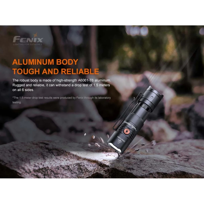 Fenix PD25R - LED Uzlādējams lukturis LED/USB/1xCR123A IP68 800 lm 70 h 700 mAh