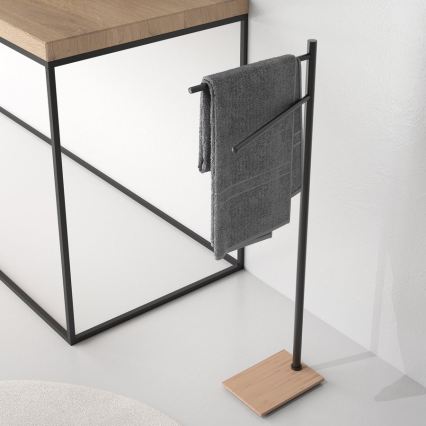 Gedy - TRILLY dvieļu statīvs 83,5 cm, matēta melna/bambuss