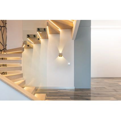 Globo - LED Sienas lampa LED/8W/230V brūna