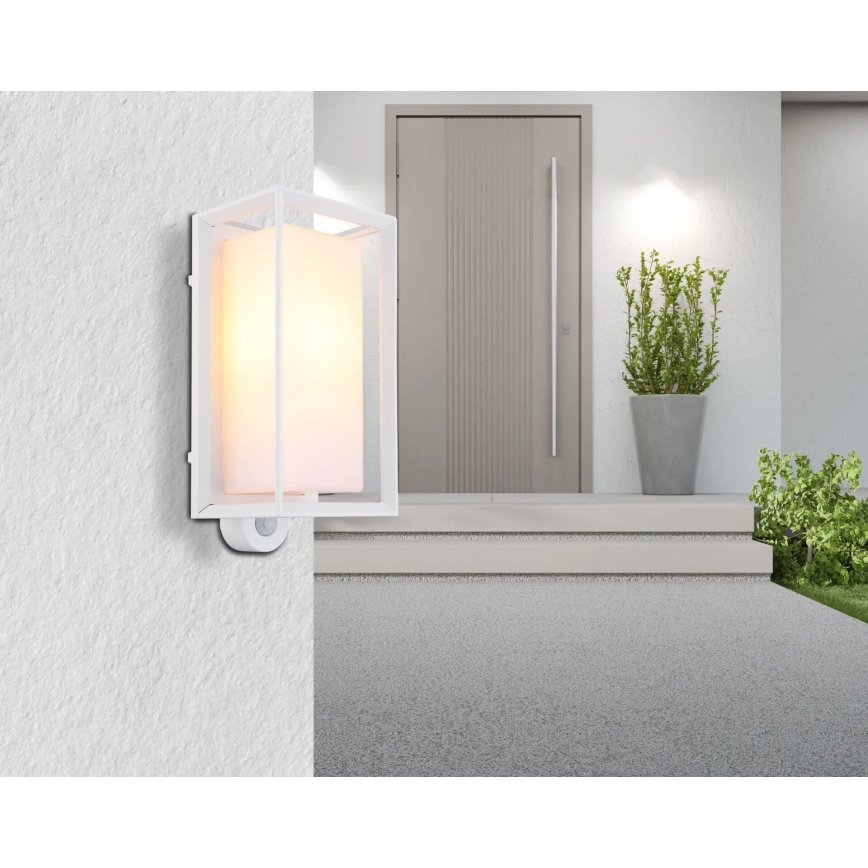 Globo - Āra sienas lampa ar sensoru 1xE27/60W/230V IP44 balta