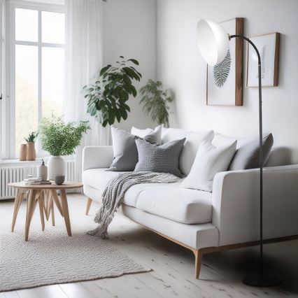 Grīdas lampa ZACK 1xE27/15W/230V melna