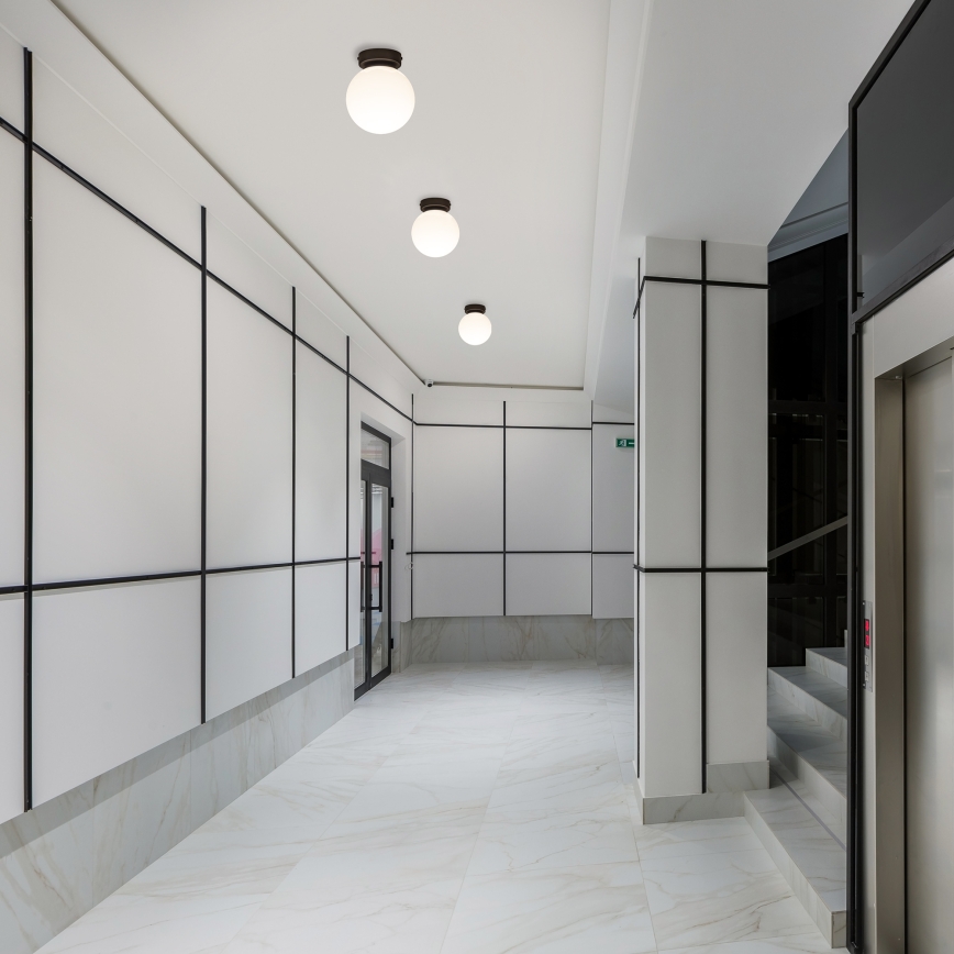 Griestu gaismeklis MOONLIGHT 1xE27/15W/230V Ø 16 cm melns