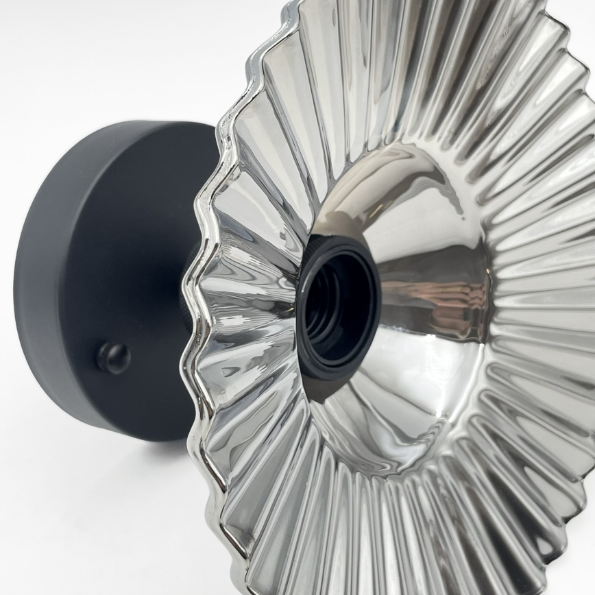 Griestu lampa TRISH 1xE27/15W/230V melna/dūmota melna