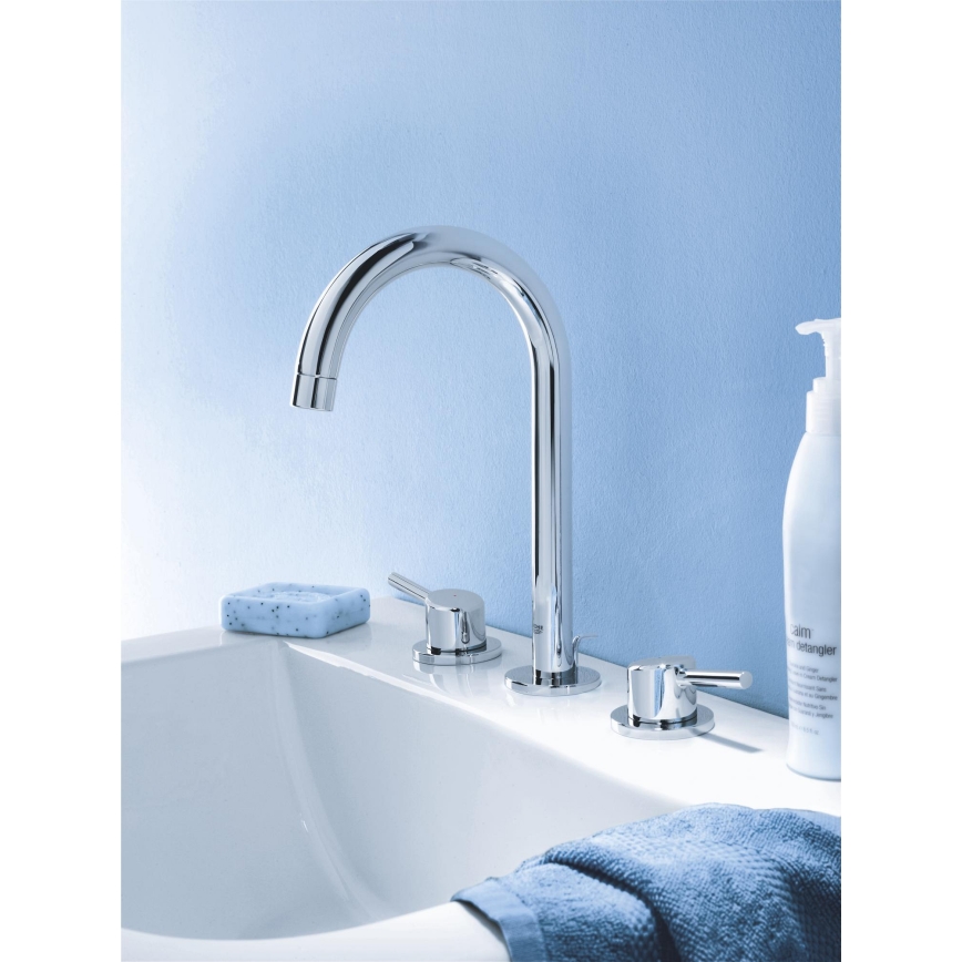 GROHE 20216001 - Trīscaurumu izlietnes jaucējkrāns CONCETTO DN 15, izmērs L, hromēts