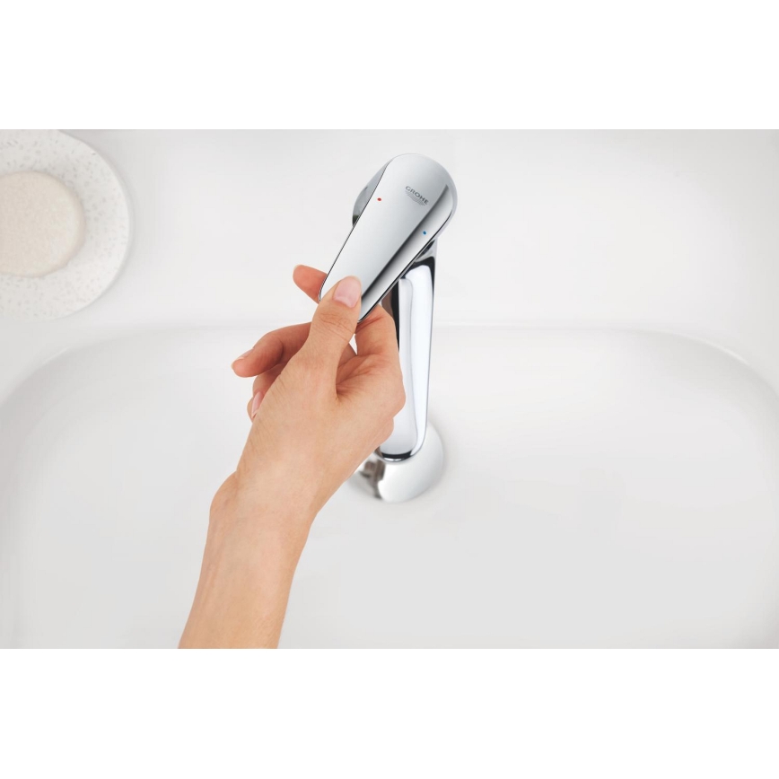 GROHE 24327001 - SWIFT izlietnes jaucējkrāns, M izmērs, glancēts hroms