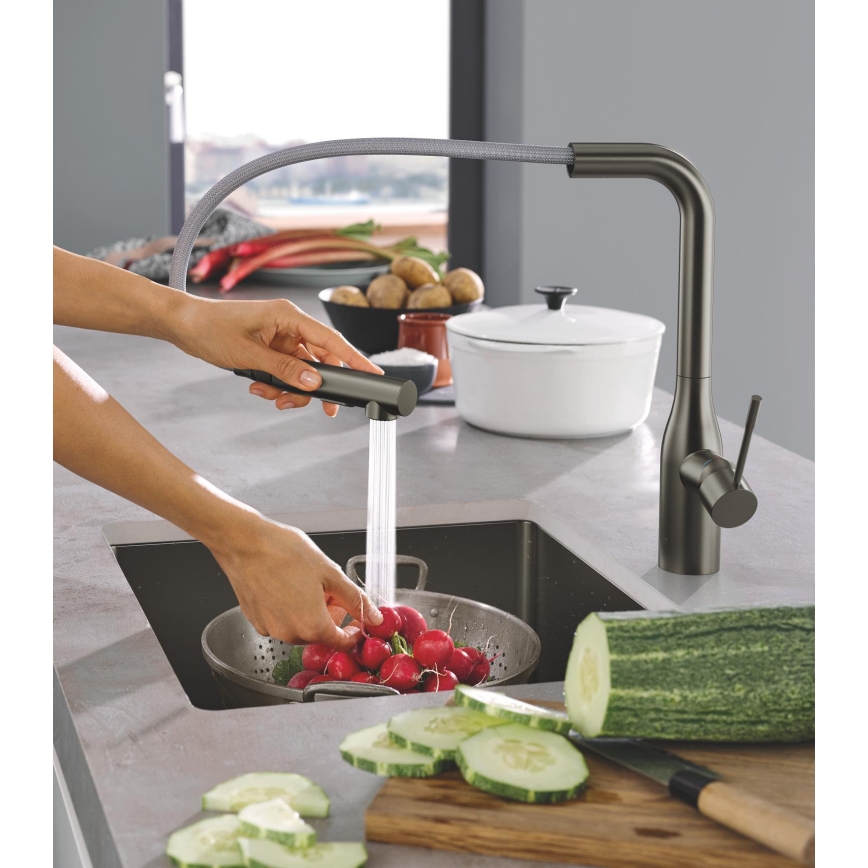 GROHE 30270AL0 - Virtuves izlietnes jaucējkrāns ESSENCE grafīta