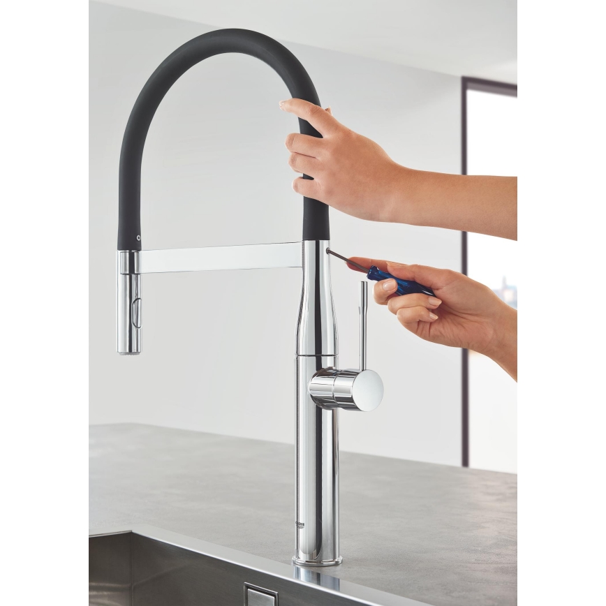 GROHE 30294000 - Virtuves izlietnes jaucējkrāns ESSENCE, 530 mm, spīdīgs hroms