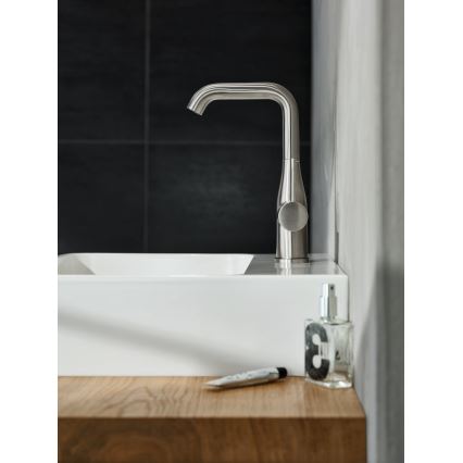GROHE 32628DC1 - izlietnes jaucējkrāns ESSENCE, izmērs L, nerūsējošais tērauds