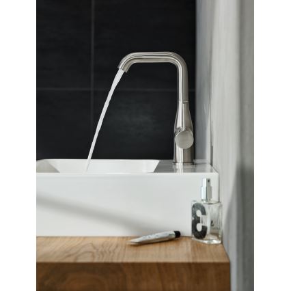 GROHE 32628DC1 - izlietnes jaucējkrāns ESSENCE, izmērs L, nerūsējošais tērauds